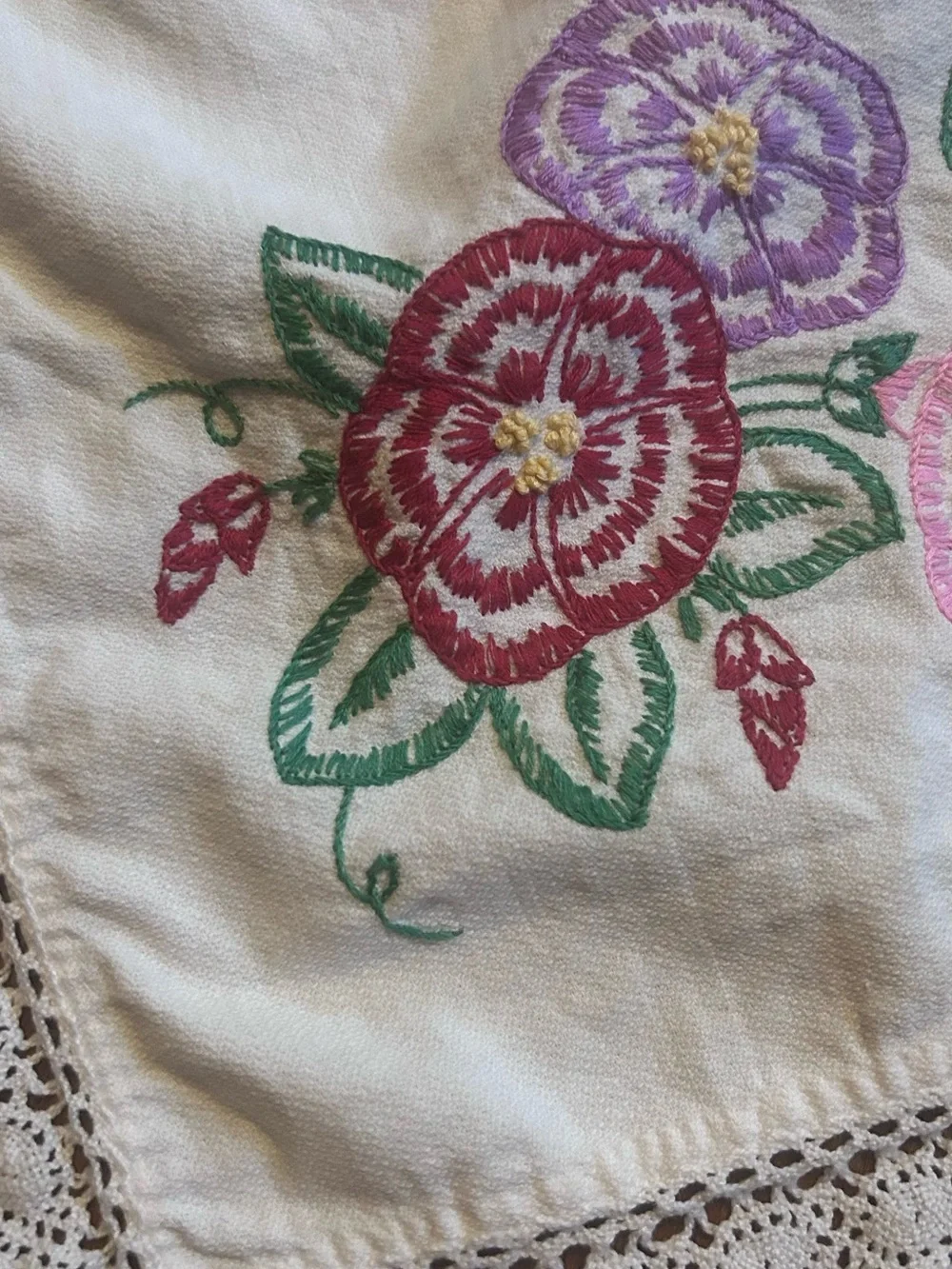 Vintage Floral Embroidered Table Runner in Cream, Pink, Blue, Green